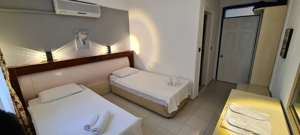 Standard Üç Kişilik Oda