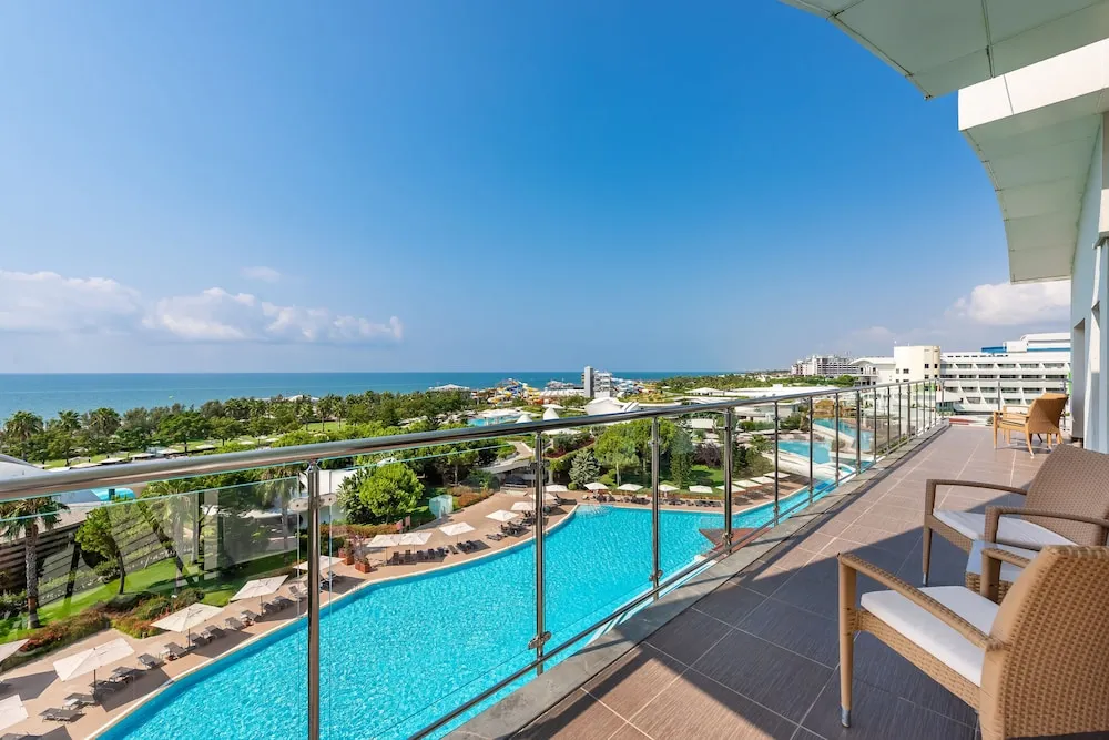 Diamond Suite