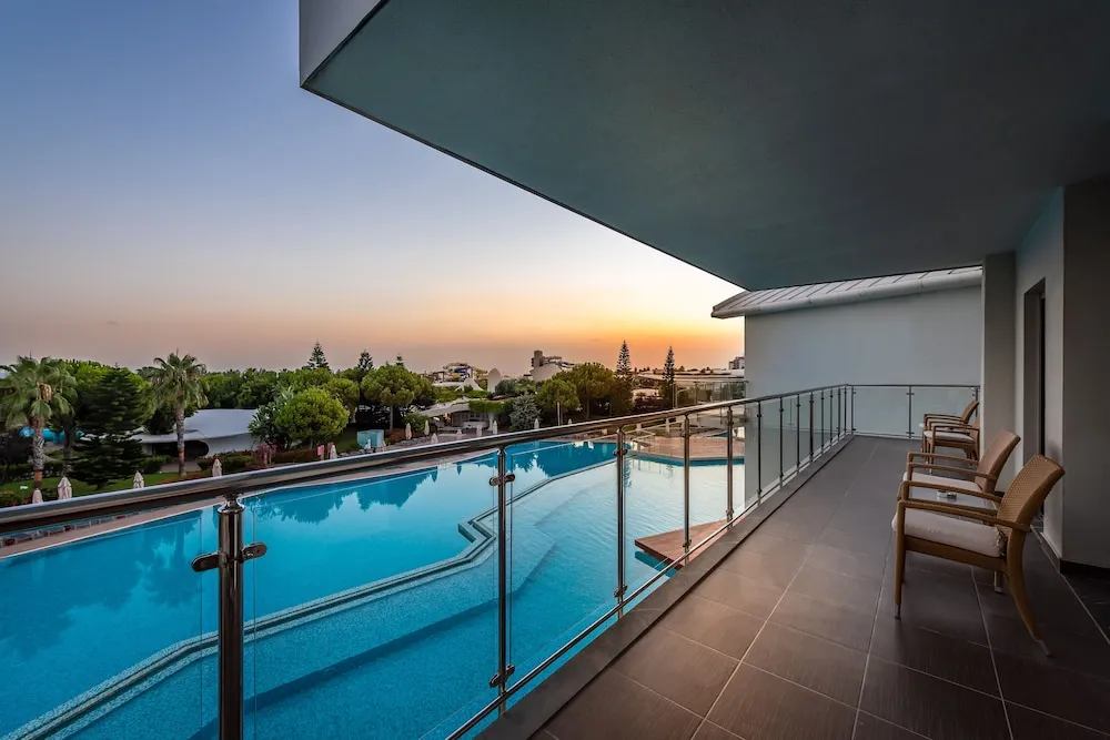 Diamond Suite