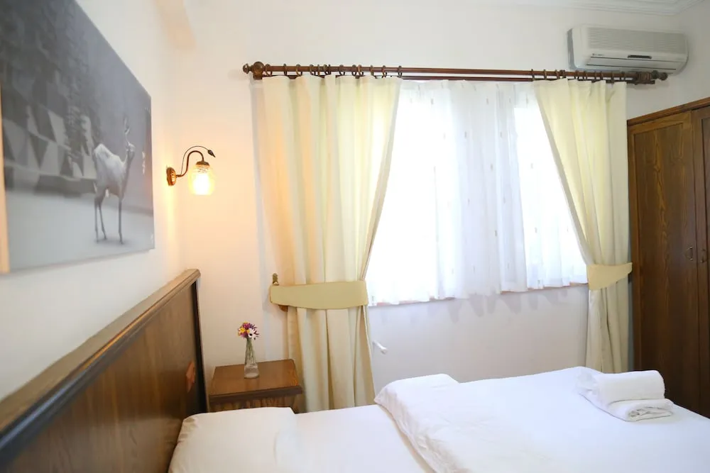Suit Room 2 Person