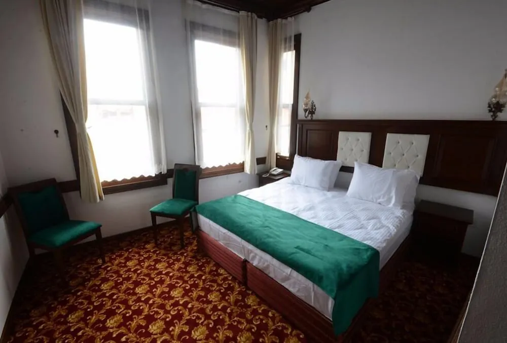 Standard Dört Kişilik Oda