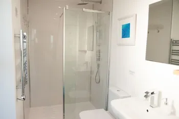 Croft 7 Geary Self Catering Studio