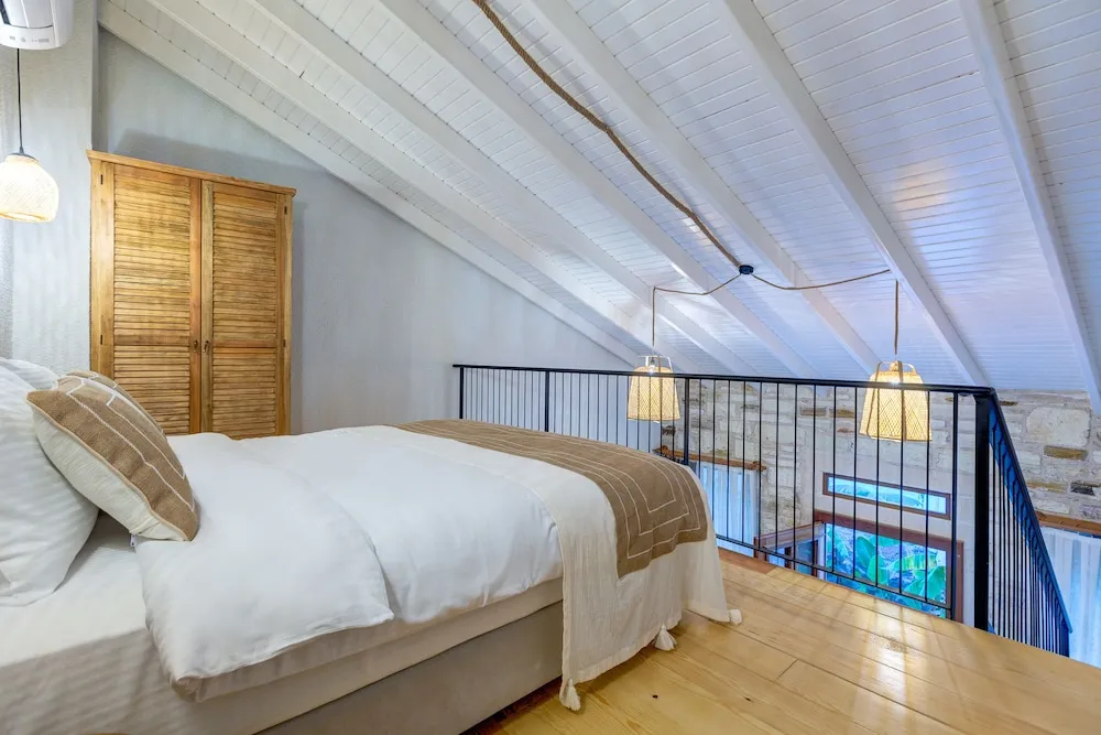 LOFT SUITE ROOM