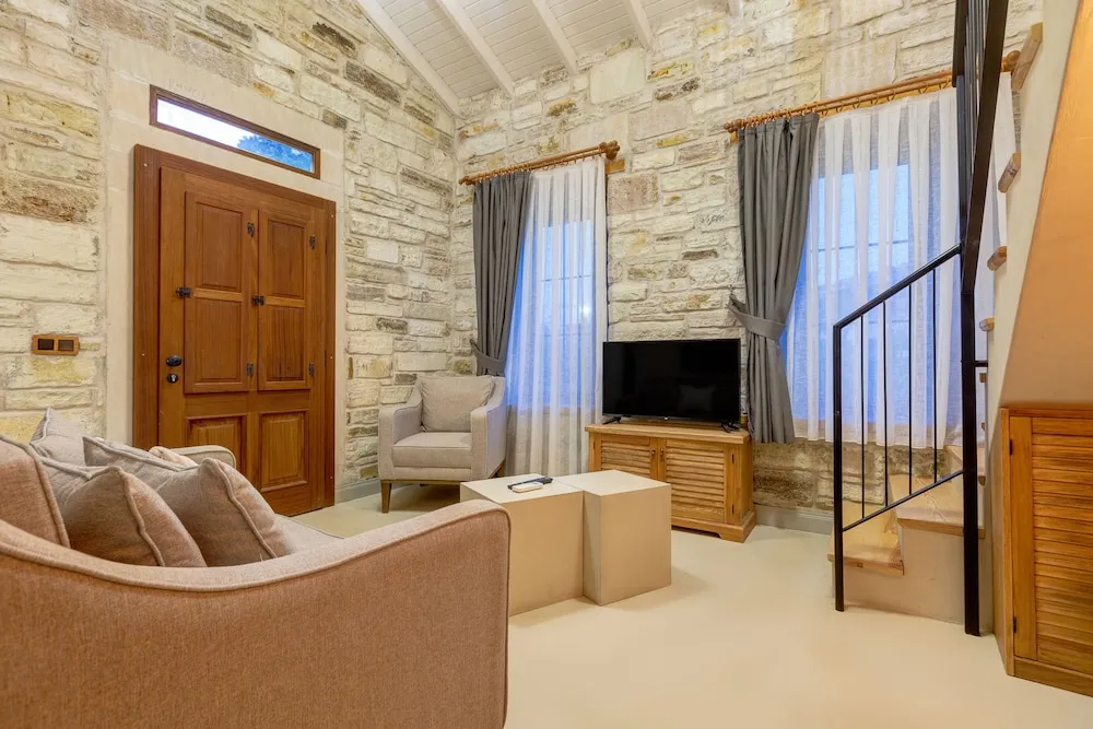 LOFT SUITE ROOM BALCONY