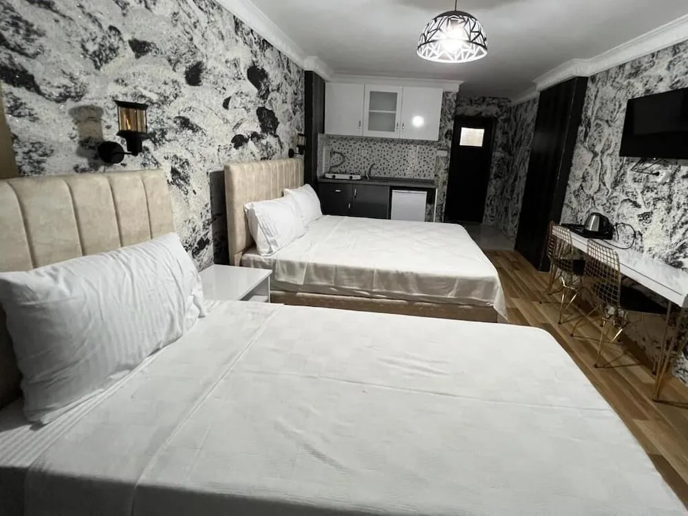 Elite Stüdyo, Sigara İçilebilir, Şehir Manzaralı