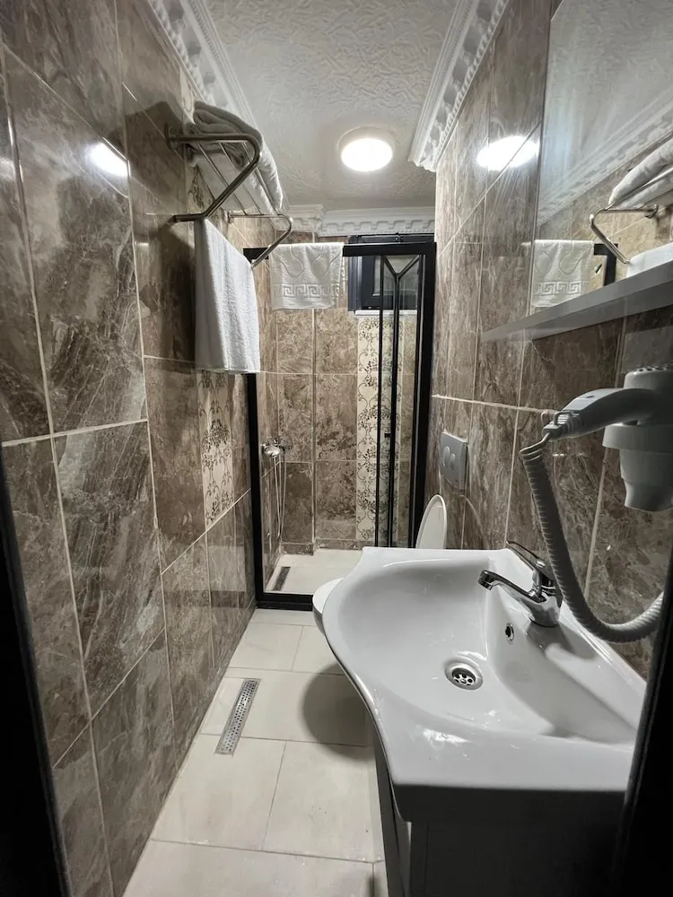 Elite Stüdyo, Sigara İçilebilir, Şehir Manzaralı