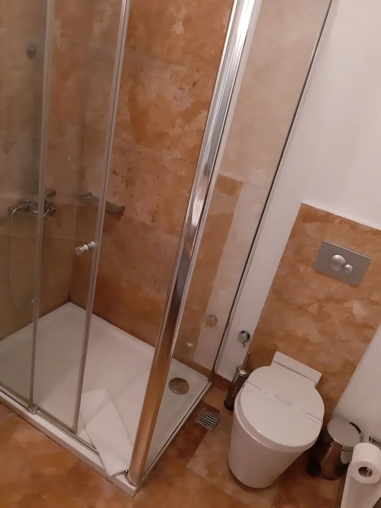 Standard Üç Kişilik Oda