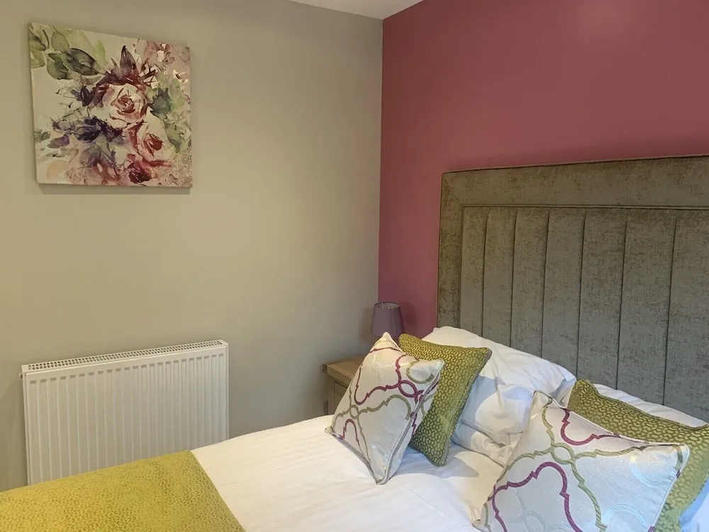 Birch Lodge 20 With Hot Tub, Newton Stewart