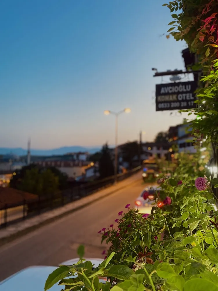 Standard Üç Kişilik Oda, Sigara İçilmez, Şehir Manzaralı