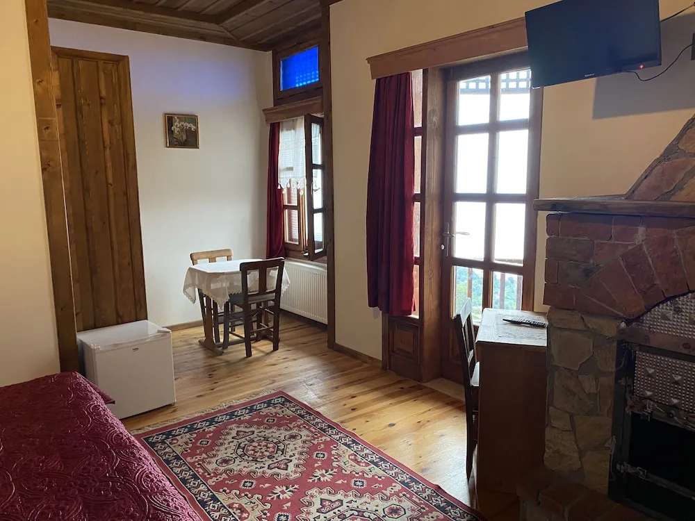 Tek Büyük veya İki Ayrı Yataklı Oda, Deniz Manzaralı