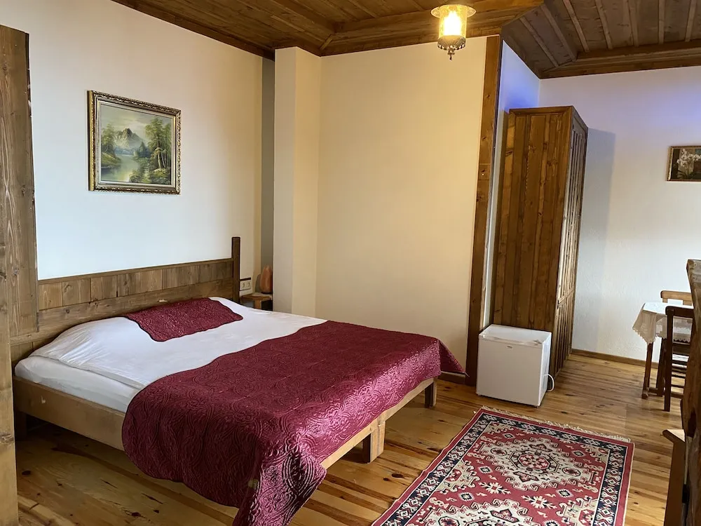 Tek Büyük veya İki Ayrı Yataklı Oda, Deniz Manzaralı