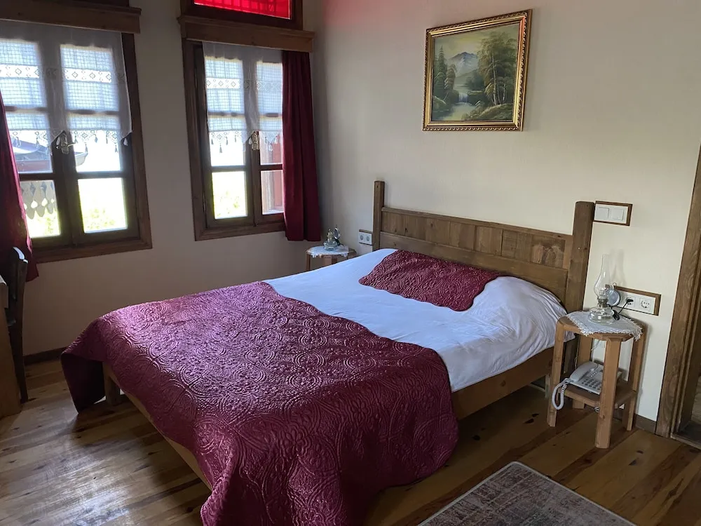 Superior Oda, Dağ Manzaralı