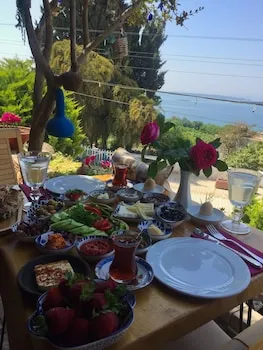 Herakles 1850 Hotel