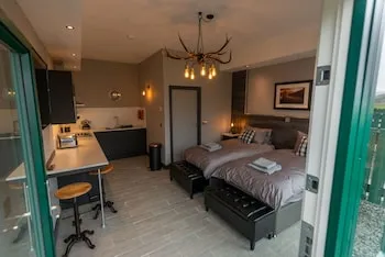 Kinloch Ainort Apartments