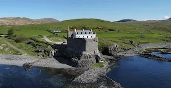 Mingary Castle - Restaurant with Rooms