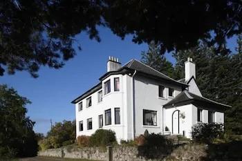 Glenurquhart House