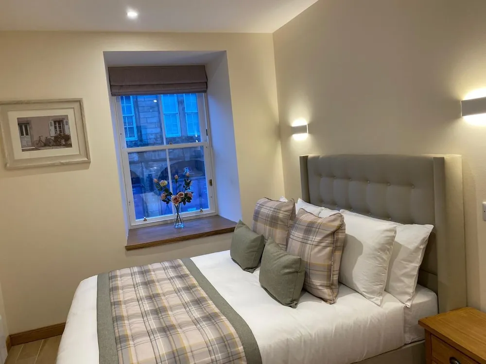 Waverley Inn Apartments