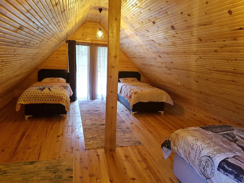 Grand Dağ Evi, 1 Yatak Odası, Balkon, Bahçe Manzaralı