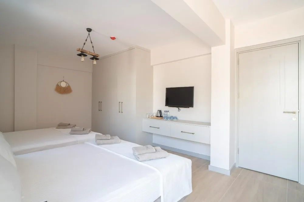 Design Tek Büyük veya İki Ayrı Yataklı Oda