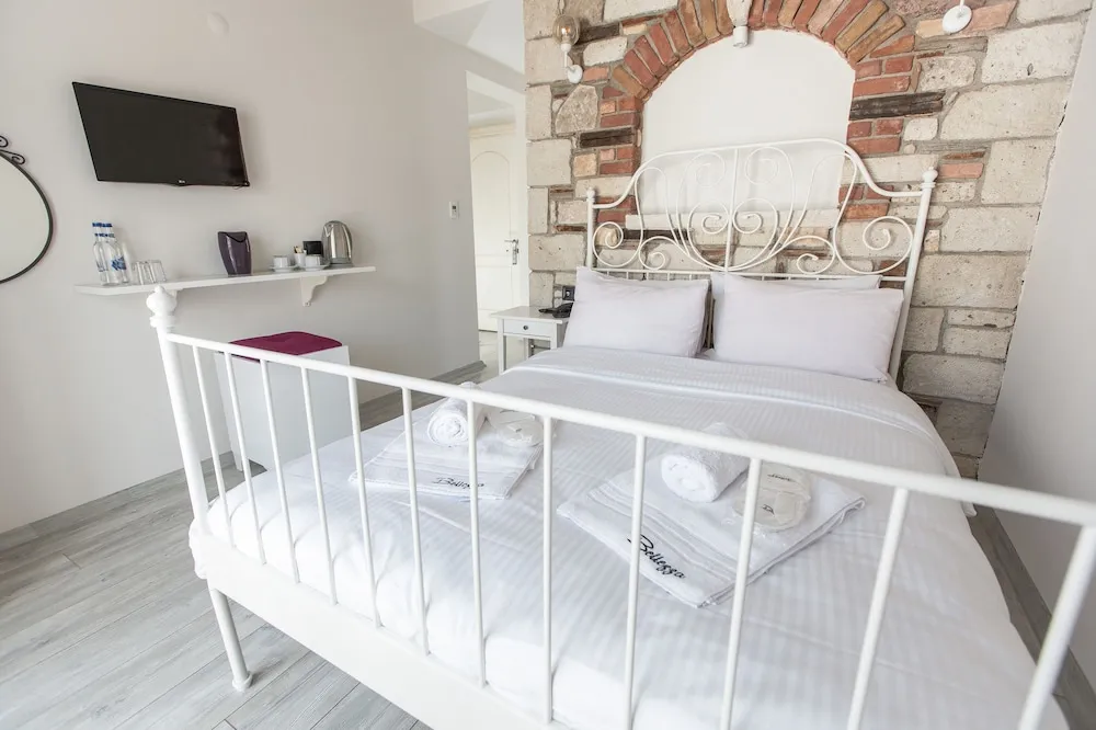 Superior Oda, Bahçe Manzaralı