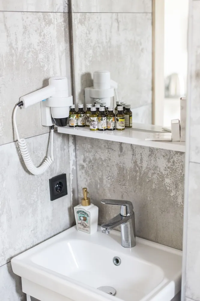 Standard Triple Room, Basement Floor