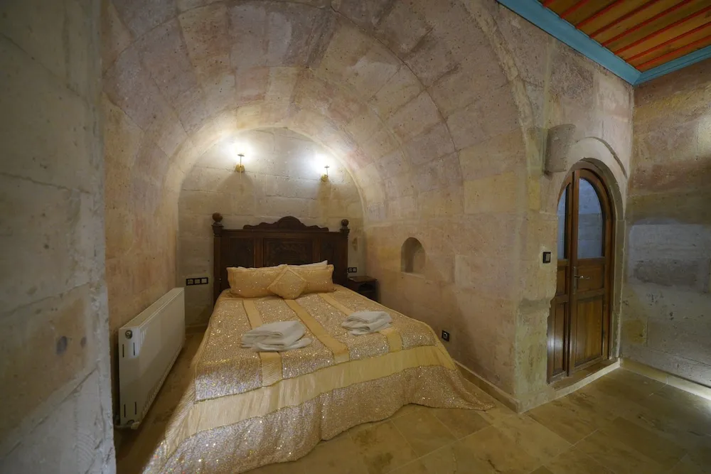 Suite with Spa Bath