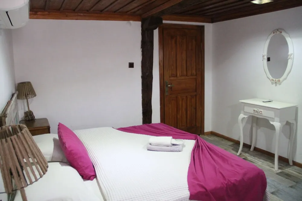 Standard Double or Twin Room 2