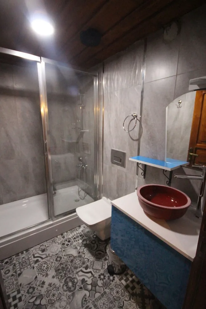 Standard Double or Twin Room 1