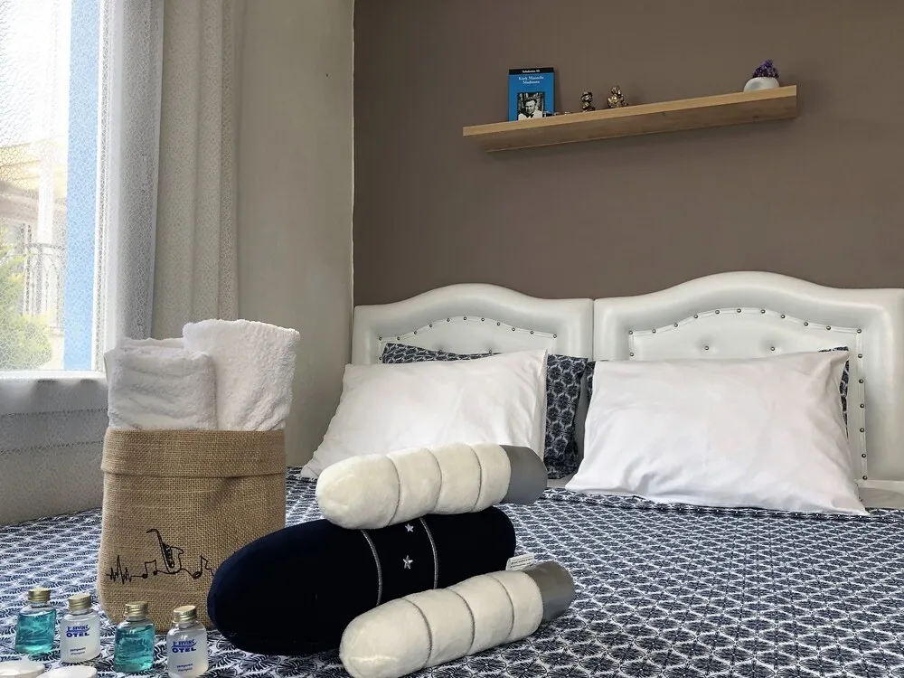 Tek Büyük Yataklı Oda, Kısmi Deniz Manzaralı