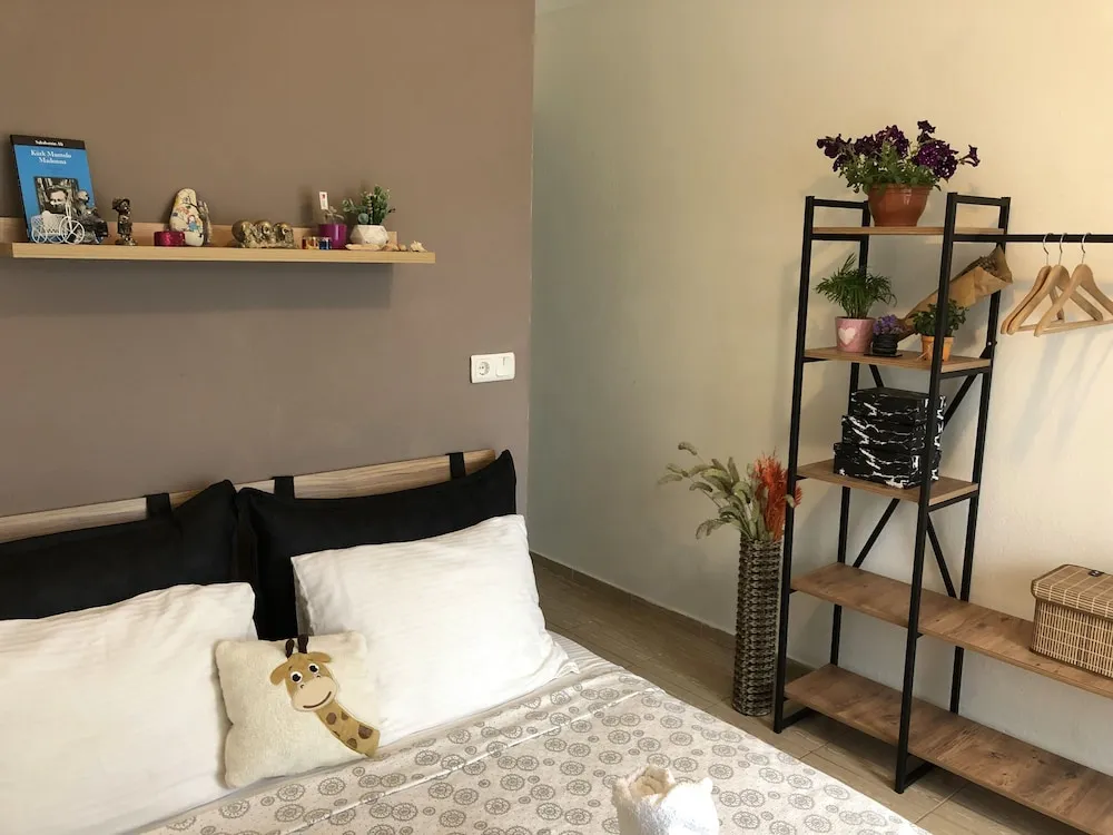 Tek Büyük Yataklı Oda, Bahçe Manzaralı