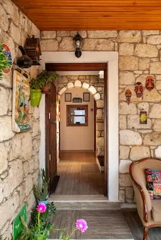 Flores Hotel Alaçatı