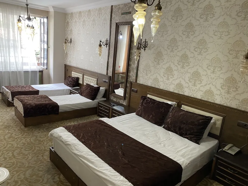 Standard Dört Kişilik Oda, Balkon, Şehir Manzaralı