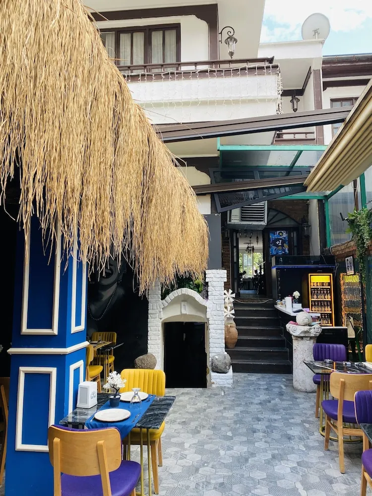 Comfort Tek Büyük veya İki Ayrı Yataklı Oda, Balkon, Nehir Manzaralı