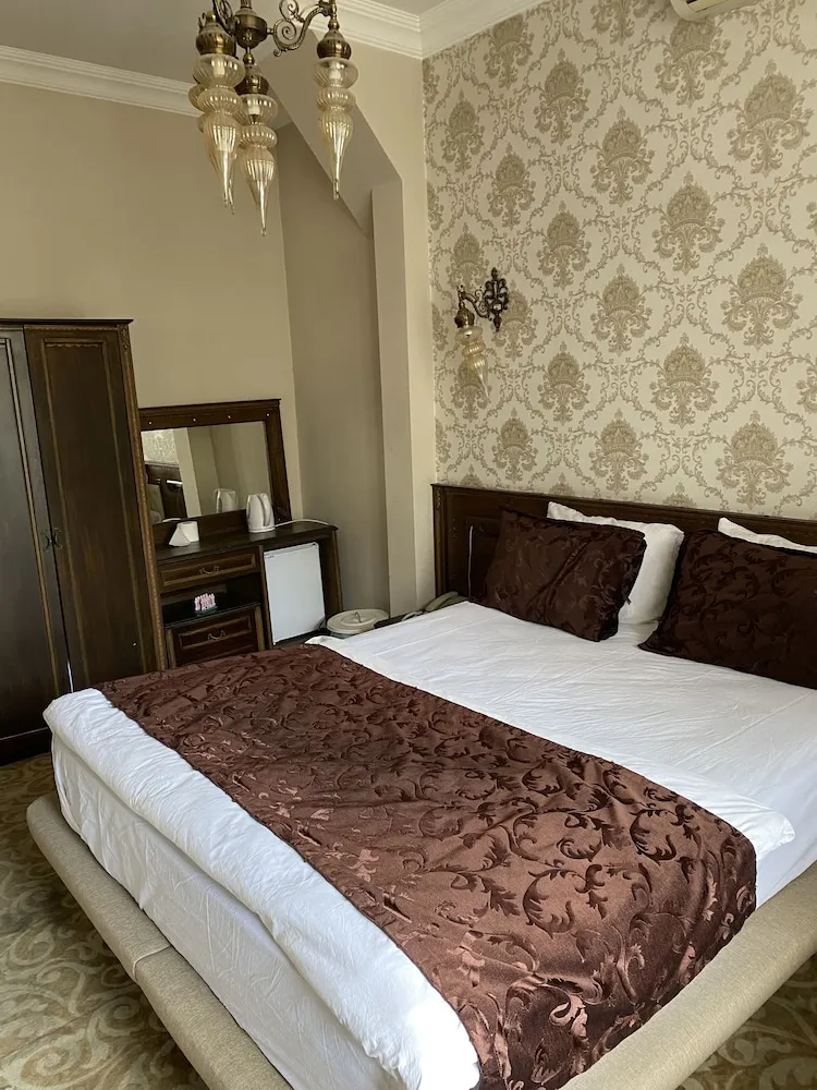 Comfort Tek Büyük veya İki Ayrı Yataklı Oda, Balkon, Nehir Manzaralı