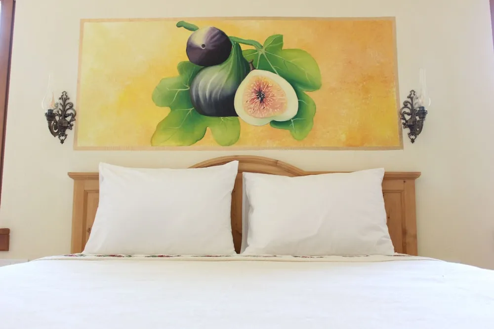 Deluxe Üç Kişilik Oda, Bahçe Manzaralı