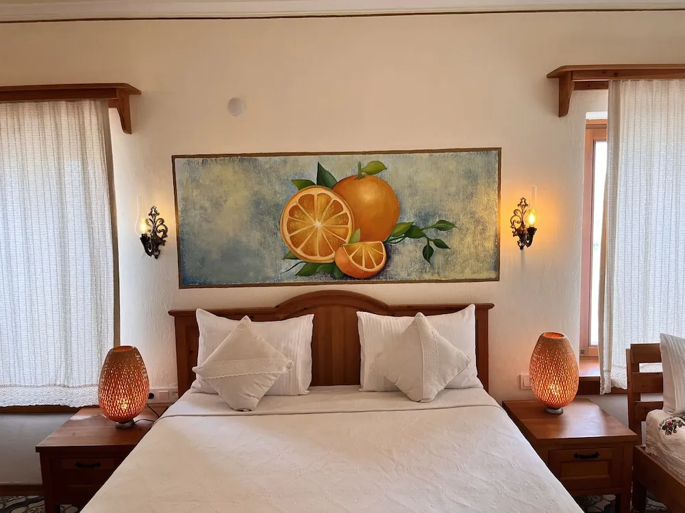 Deluxe Üç Kişilik Oda, Şehir Manzaralı