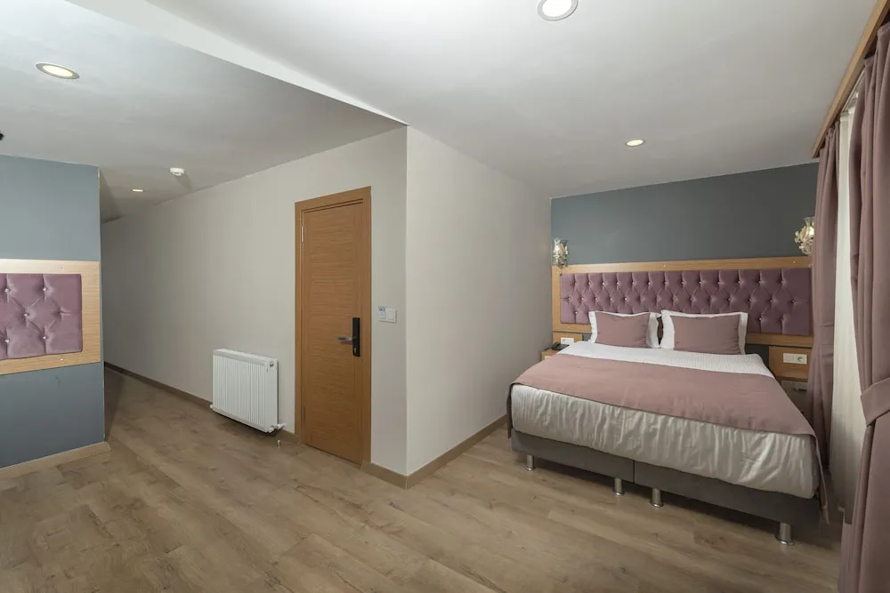 Dört Kişilik Oda, Balkon