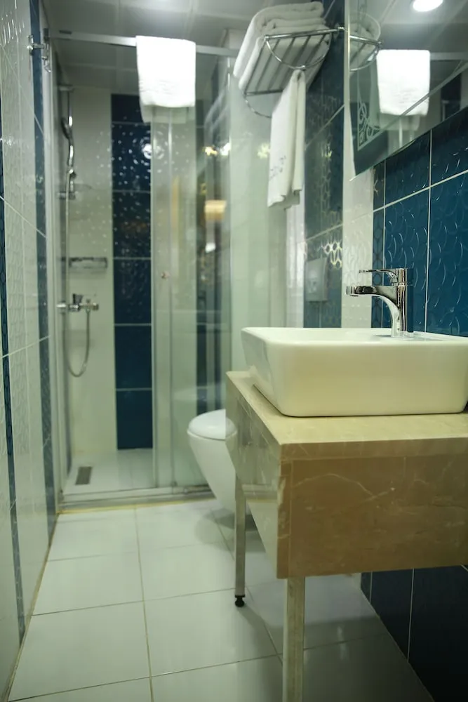 Standard Tek Büyük veya İki Ayrı Yataklı Oda