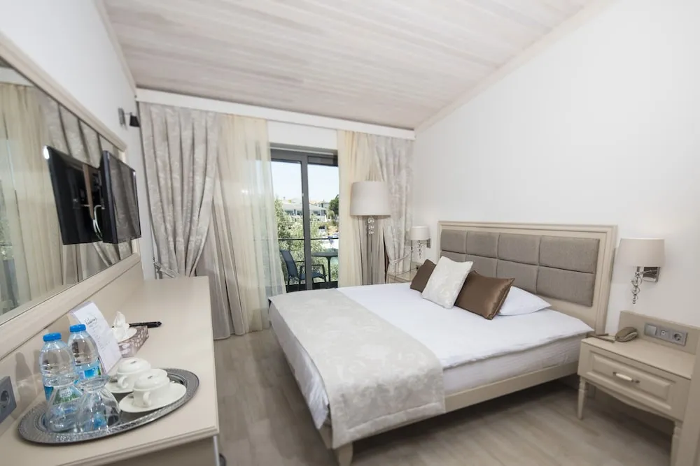 Deluxe Tek Büyük Yataklı Oda, Deniz Manzaralı