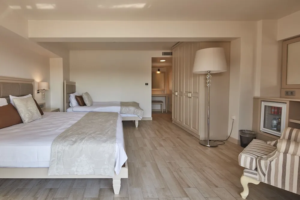 Standard Tek Büyük Yataklı Oda, Deniz Manzaralı