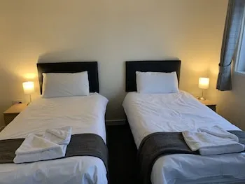 UIST Travel Accommodation