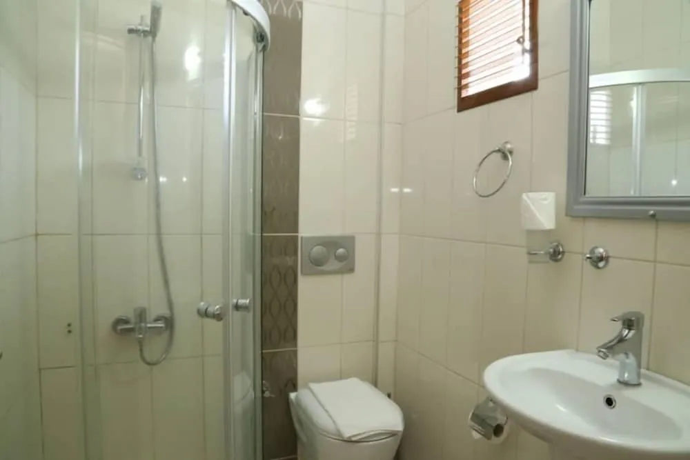 Standard Üç Kişilik Oda