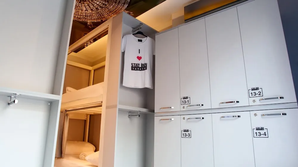 Deluxe Ortak Ranzalı Oda, Karma Ranzalı Oda, Özel Banyo (4 Beds)