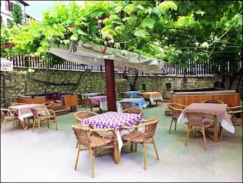 Cakiroglu Konak