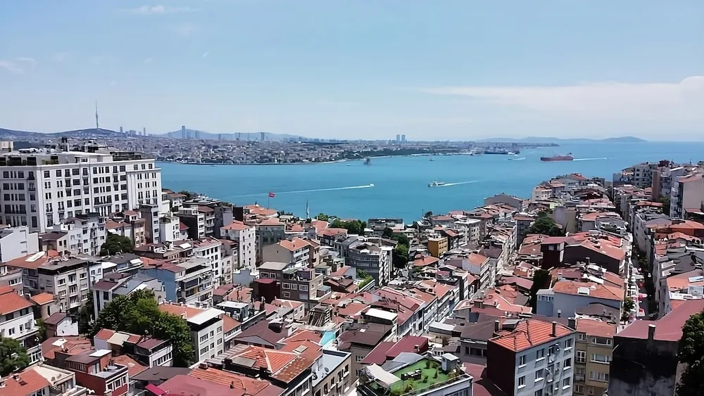 Standard Üç Kişilik Oda, Deniz Manzaralı