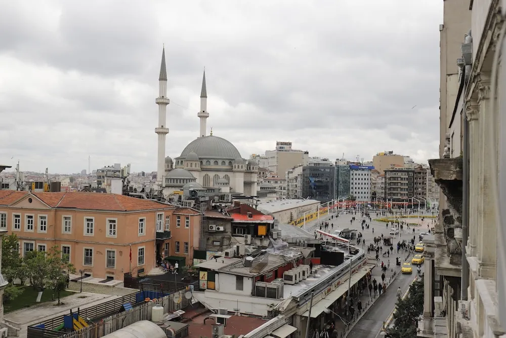 Superior Tek Büyük Yataklı Oda, Şehir Manzaralı