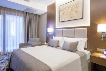 Crowne Plaza Yalova, Bir IHG Oteli