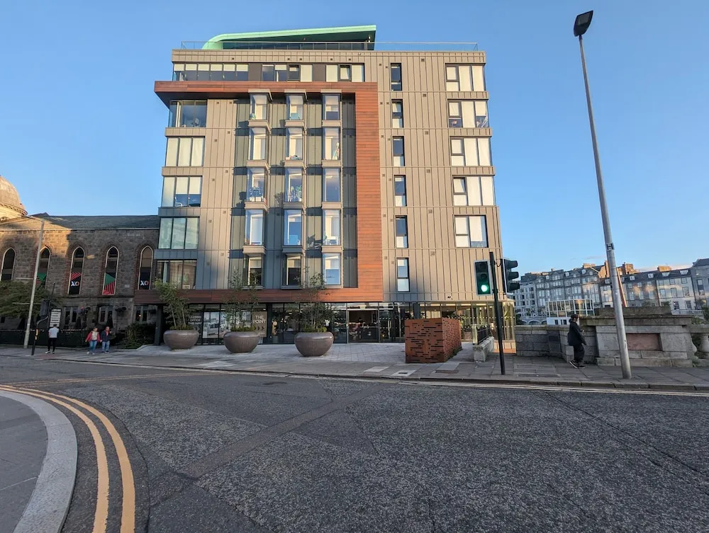 Konaklama yerinin ön cephesi