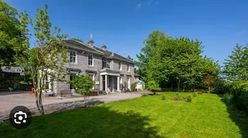 Woodside House
