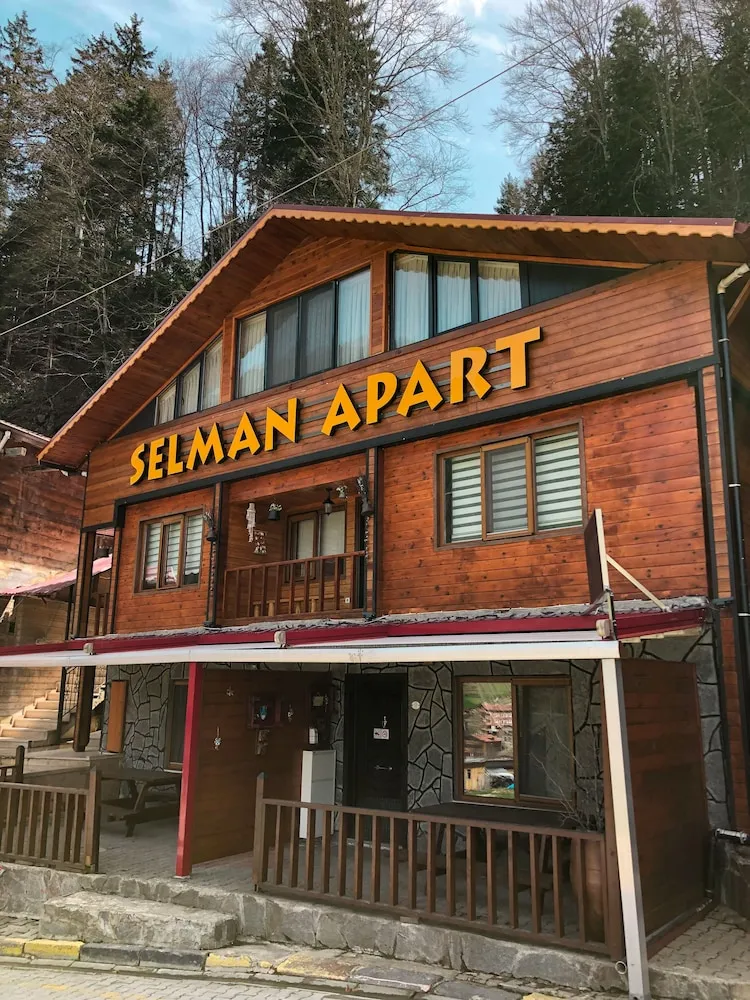 Selman Apart Hotel